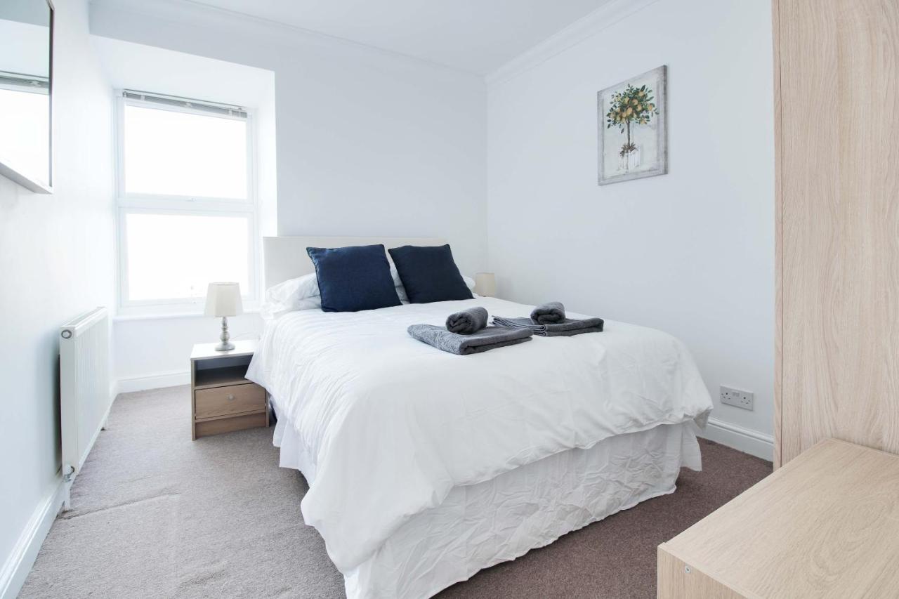 34 New Road Apartment Rochester  Ngoại thất bức ảnh